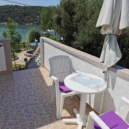 Gaestezimmer Fuer 2 Personen Ca 20 Qm In Kampor, Kvarner Bucht Rab * Rab Town