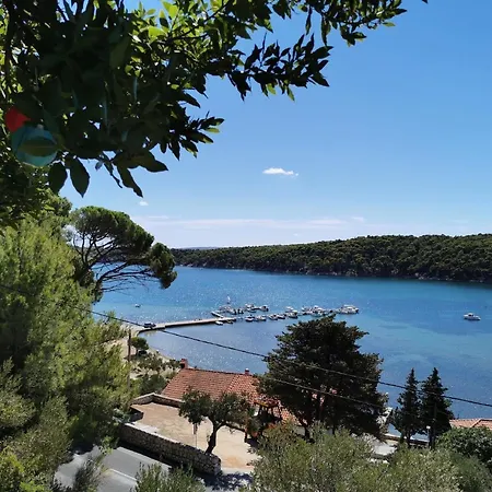Apartment Gaestezimmer Fuer 2 Personen Ca 20 Qm In Kampor, Kvarner Bucht Rab *